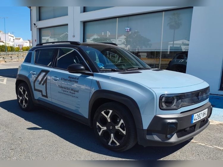 Renault R 4 Techno 110 kW (150CV) autonomía confort foto 4